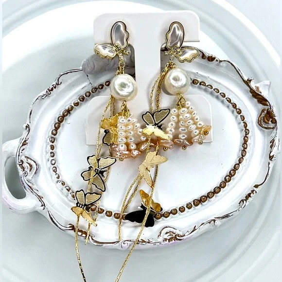 Handmade Freshwater Edison Pearl Butterfly 🦋 Gold Plated Earrings - Picture 1 of 2